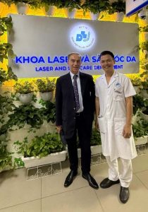Prof. Nguyen Lan Sau Presidente della Società Vietnamita di Laserterapia Dermatologica